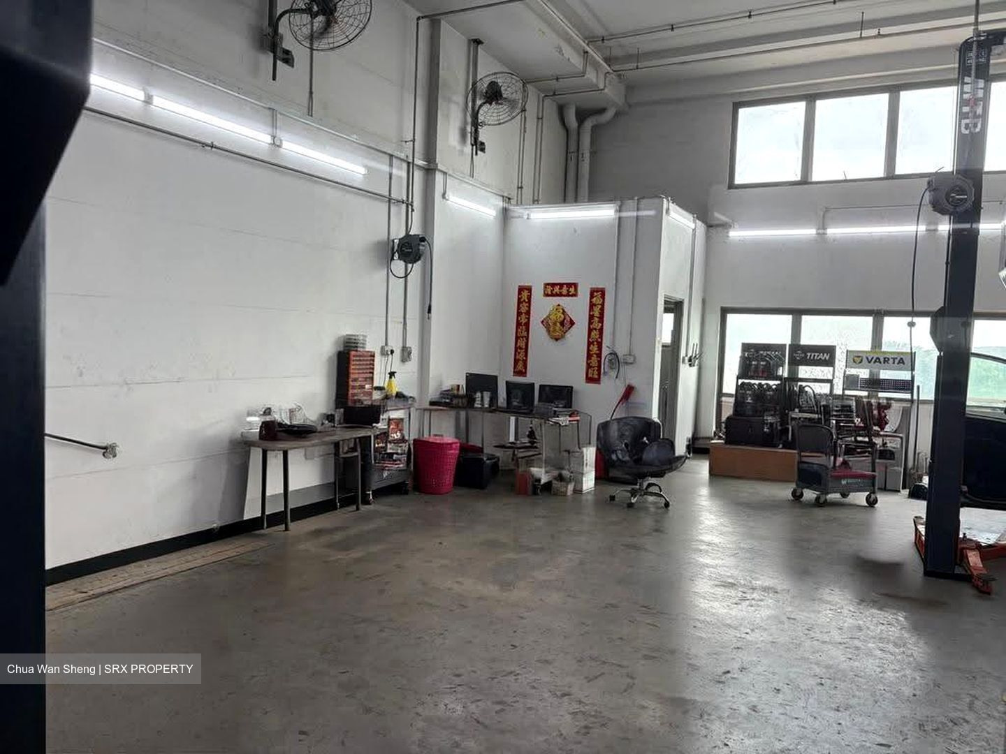 Premier @ Kaki Bukit (D14), Factory #611010471
